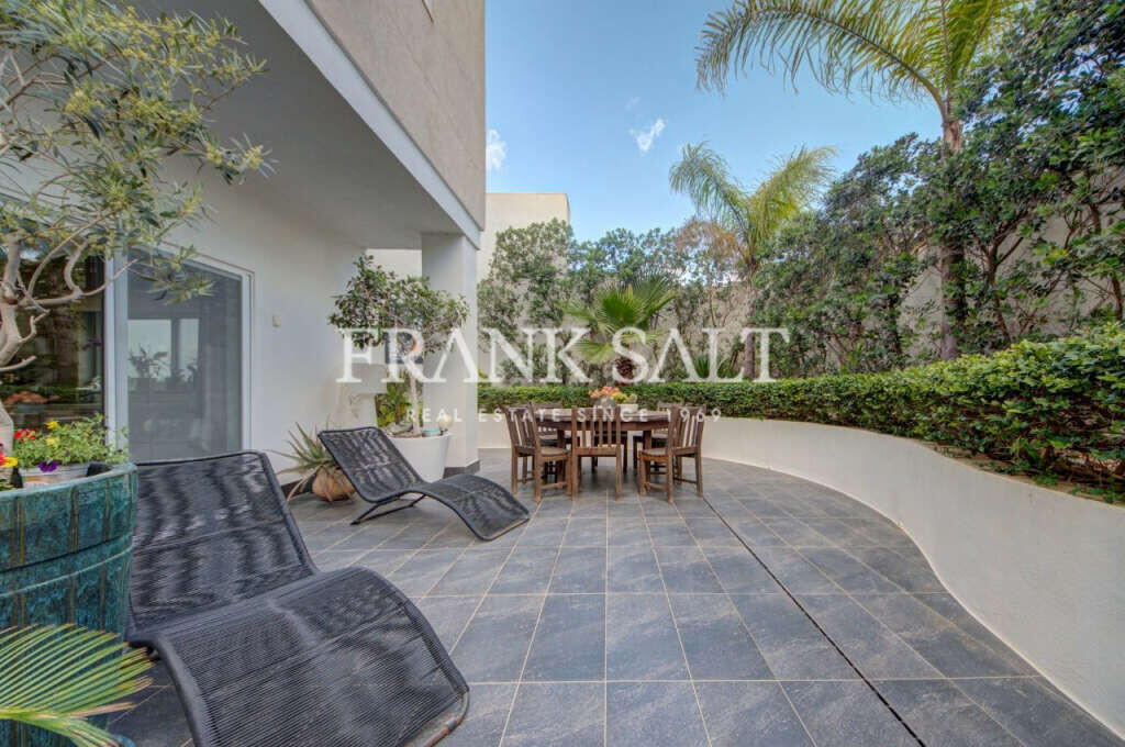 Bahar ic-Caghaq, 3 Bedrooms Bedrooms, ,For Sale,FRSA-918929