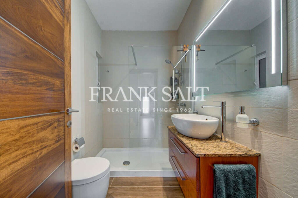 Bahar ic-Caghaq, 3 Bedrooms Bedrooms, ,For Sale,FRSA-918929