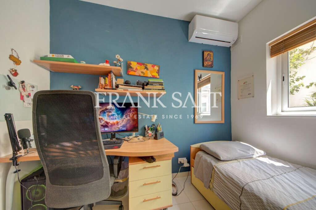 Bahar ic-Caghaq, 3 Bedrooms Bedrooms, ,For Sale,FRSA-918929