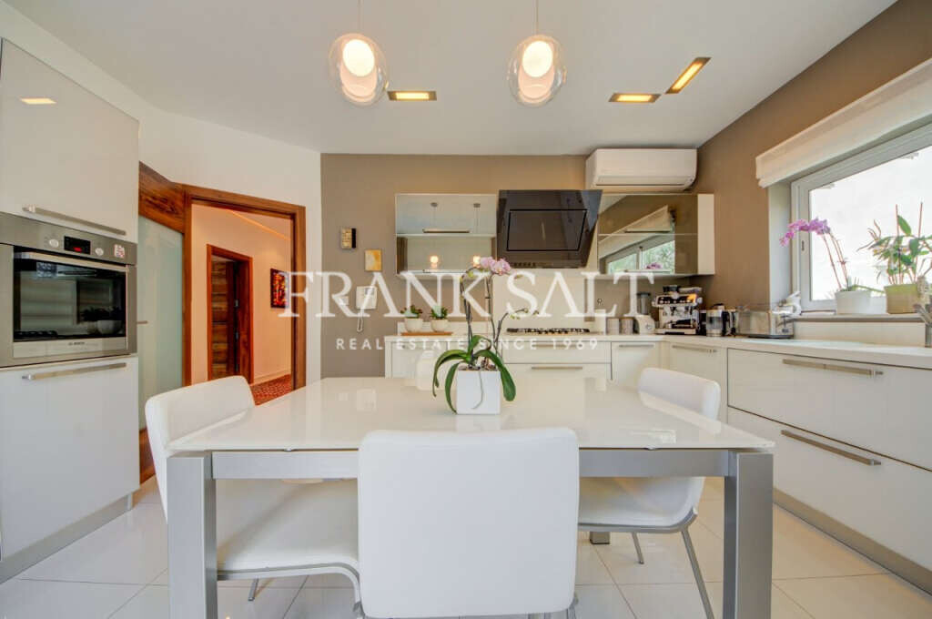 Bahar ic-Caghaq, 3 Bedrooms Bedrooms, ,For Sale,FRSA-918929