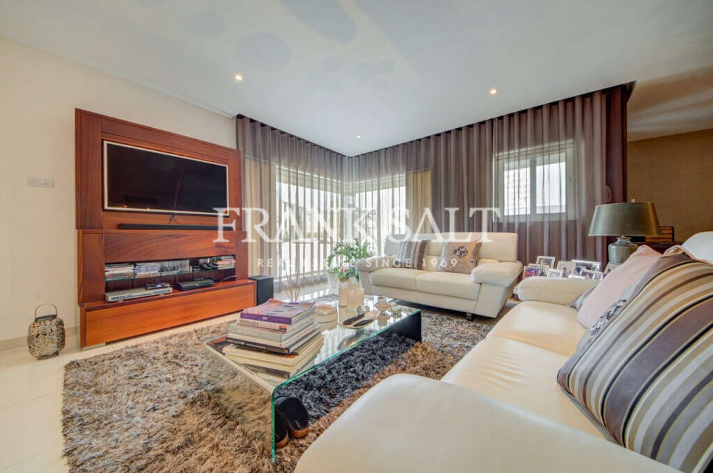 Bahar ic-Caghaq, 3 Bedrooms Bedrooms, ,For Sale,FRSA-918929