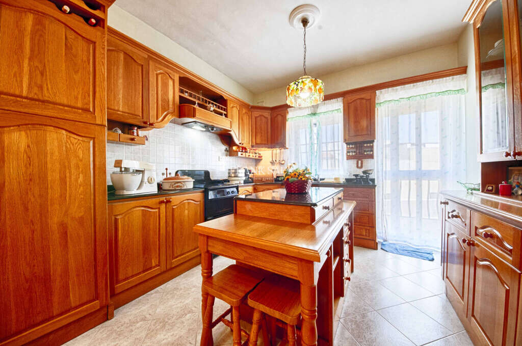 Tarxien, 3 Bedrooms Bedrooms, ,2 BathroomsBathrooms,For Sale,FRSA-420122