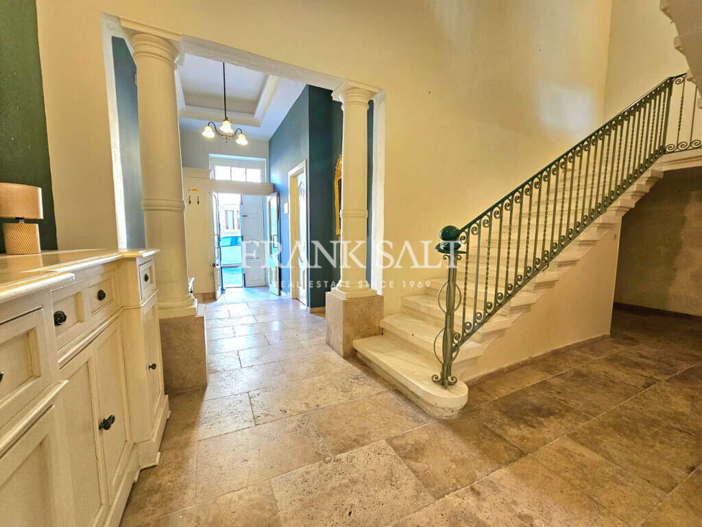 Zebbug, 7 Bedrooms Bedrooms, ,8 BathroomsBathrooms,For Sale,FRSA-918699 Zebbug, 7 Bedrooms Bedrooms, ,8 BathroomsBathrooms,For Sale,FRSA-918699