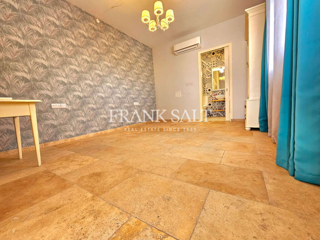 Zebbug, 7 Bedrooms Bedrooms, ,8 BathroomsBathrooms,For Sale,FRSA-918699