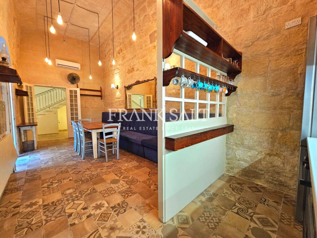 Zebbug, 7 Bedrooms Bedrooms, ,8 BathroomsBathrooms,For Sale,FRSA-918699