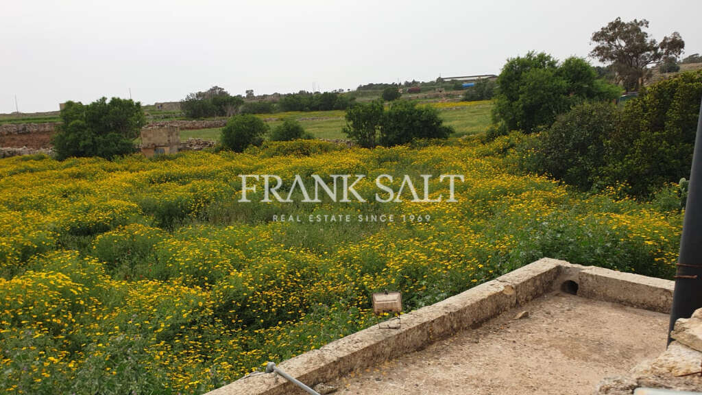 Qrendi, ,1 BathroomBathrooms,For Sale,FRSA-918473