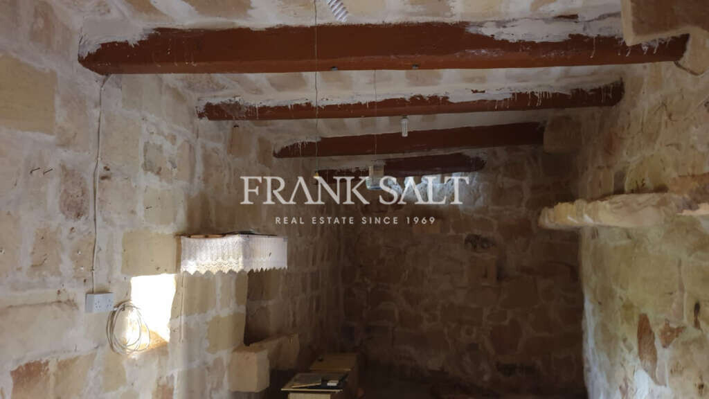 Qrendi, ,1 BathroomBathrooms,For Sale,FRSA-918473