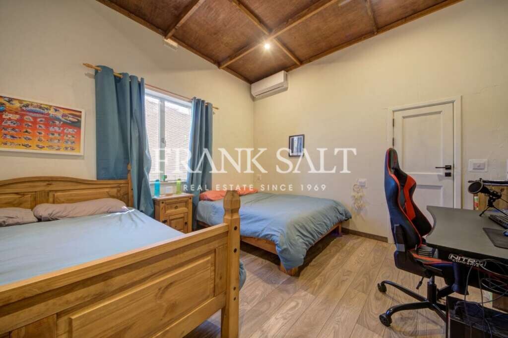 Victoria, Gozo, 3 Bedrooms Bedrooms, ,1 BathroomBathrooms,For Sale,FRSA-918034