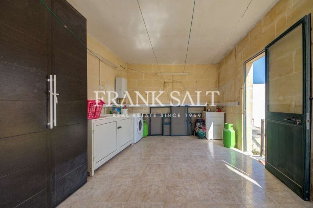 Victoria, Gozo, 3 Bedrooms Bedrooms, ,1 BathroomBathrooms,For Sale,FRSA-918034