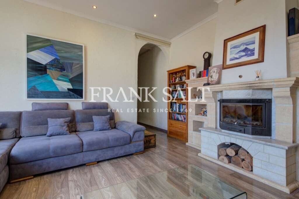 Victoria, Gozo, 3 Bedrooms Bedrooms, ,1 BathroomBathrooms,For Sale,FRSA-918034