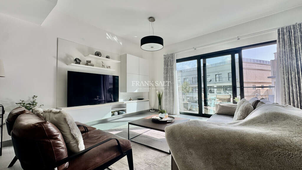 Pender Gardens, 3 Bedrooms Bedrooms, ,1 BathroomBathrooms,For Sale,FRSA-045858