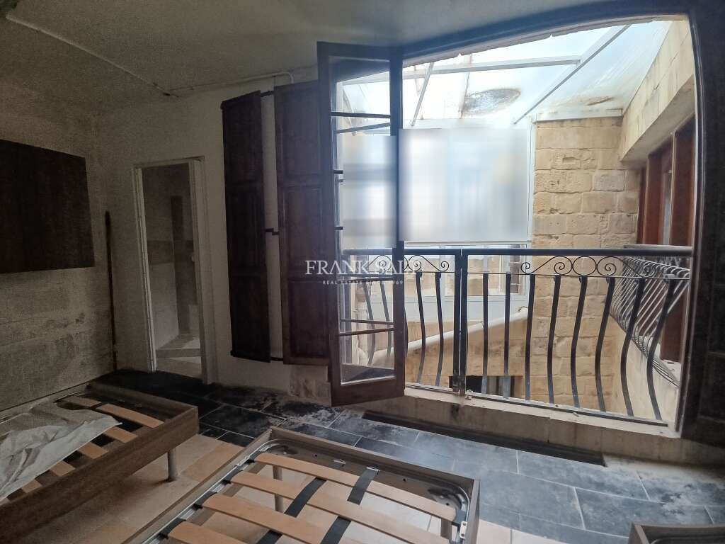 Qormi, 4 Bedrooms Bedrooms, ,3 BathroomsBathrooms,For Sale,FRSA-428189