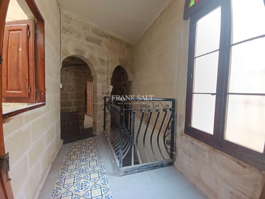 Qormi, 4 Bedrooms Bedrooms, ,3 BathroomsBathrooms,For Sale,FRSA-428189