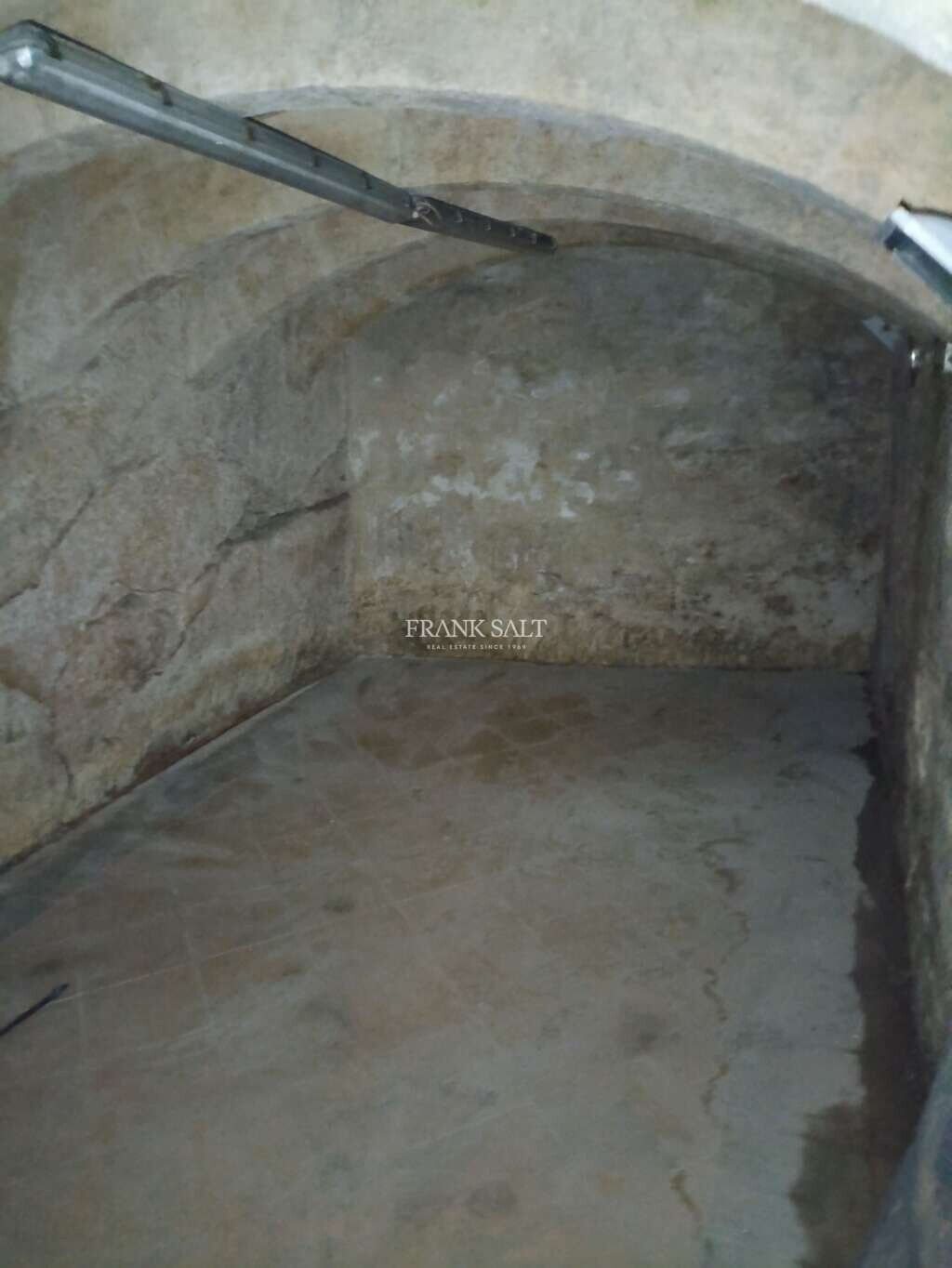 Qormi, 4 Bedrooms Bedrooms, ,3 BathroomsBathrooms,For Sale,FRSA-428189