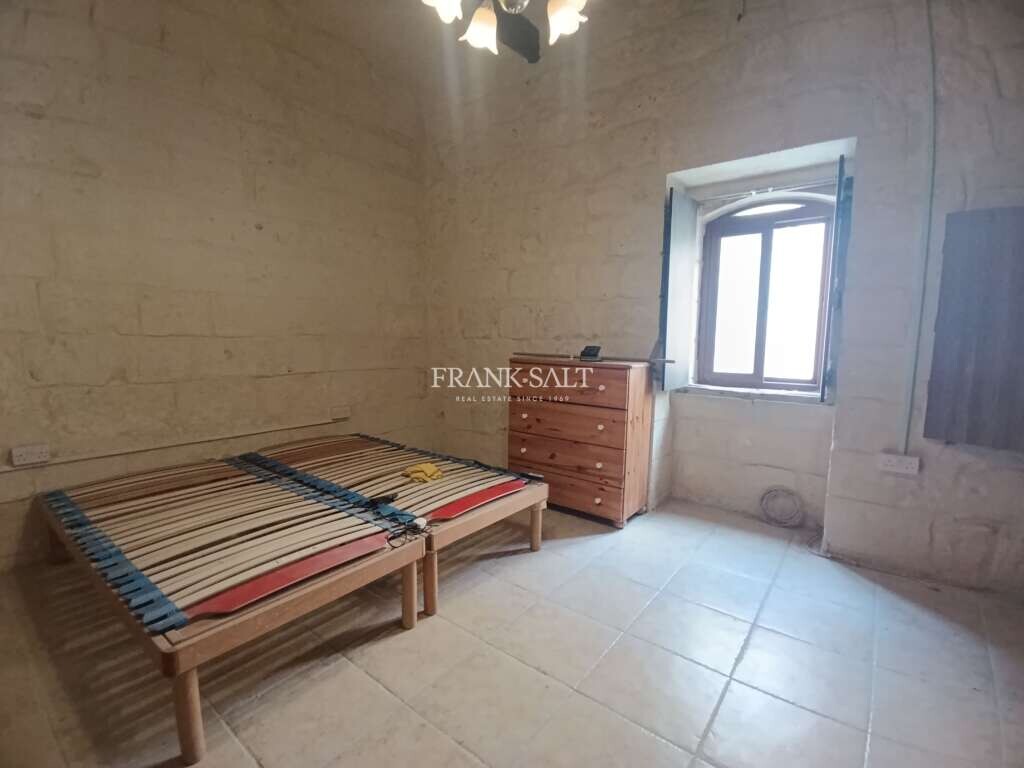 Qormi, 4 Bedrooms Bedrooms, ,3 BathroomsBathrooms,For Sale,FRSA-428189