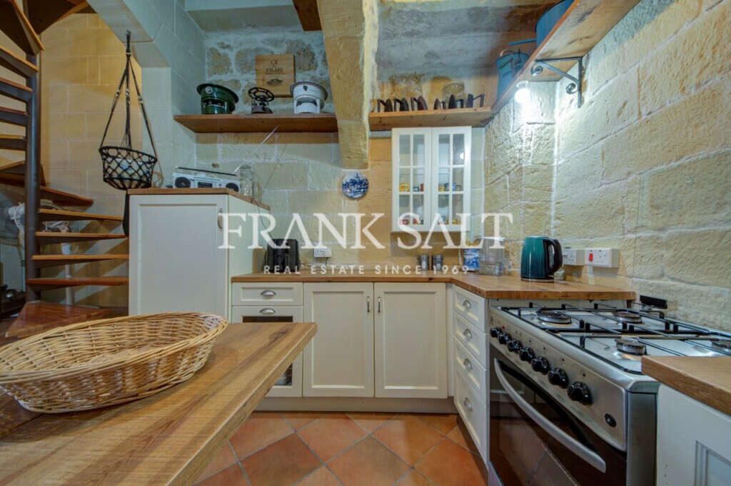 Xaghra, Gozo, 4 Bedrooms Bedrooms, ,For Sale,FRSA-918230