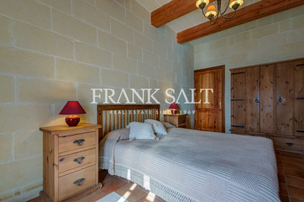 Xaghra, Gozo, 4 Bedrooms Bedrooms, ,For Sale,FRSA-918230