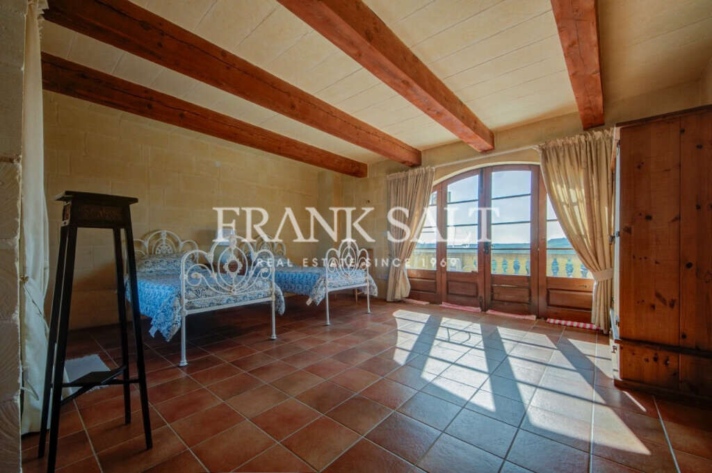 Xaghra, Gozo, 4 Bedrooms Bedrooms, ,For Sale,FRSA-918230