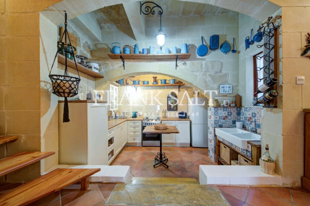 Xaghra, Gozo, 4 Bedrooms Bedrooms, ,For Sale,FRSA-918230