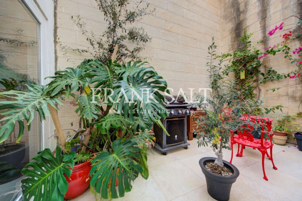 San Pawl tat-Targa, 3 Bedrooms Bedrooms, ,1 BathroomBathrooms,For Sale,FRSA-917885