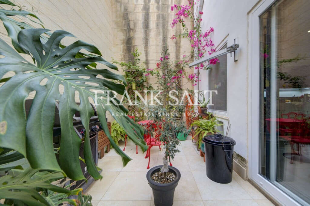 San Pawl tat-Targa, 3 Bedrooms Bedrooms, ,1 BathroomBathrooms,For Sale,FRSA-917885