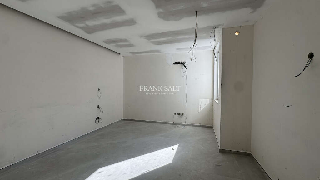 Sliema, 3 Bedrooms Bedrooms, ,2 BathroomsBathrooms,For Sale,FRSA-046489