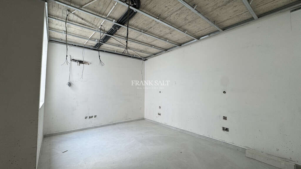 Sliema, 3 Bedrooms Bedrooms, ,2 BathroomsBathrooms,For Sale,FRSA-046489