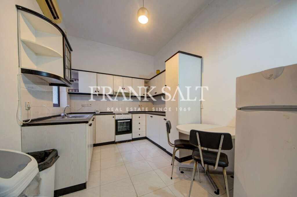 Sliema, 4 Bedrooms Bedrooms, ,1 BathroomBathrooms,For Sale,FRSA-323942