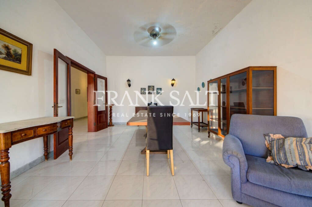 Sliema, 4 Bedrooms Bedrooms, ,1 BathroomBathrooms,For Sale,FRSA-323942