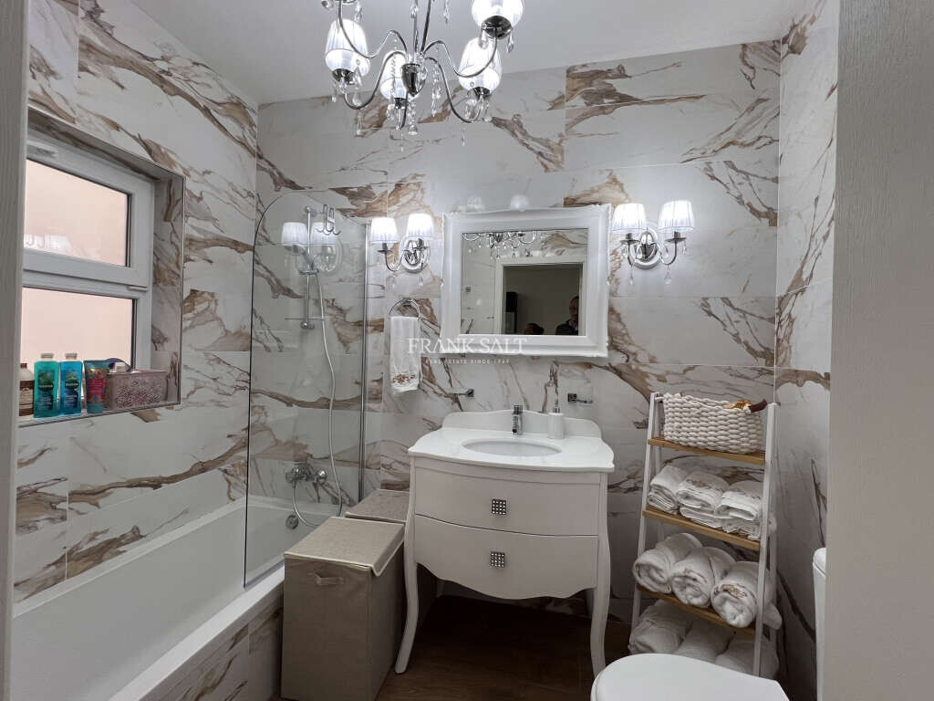 Hamrun, 3 Bedrooms Bedrooms, ,2 BathroomsBathrooms,For Sale,FRSA-323966