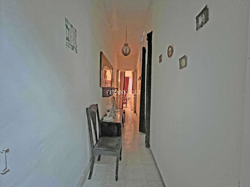 Santa Venera, 2 Bedrooms Bedrooms, ,1 BathroomBathrooms,For Sale,FRSA-426090