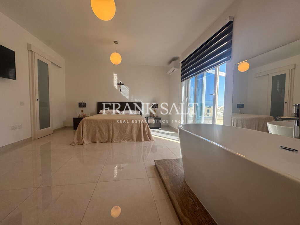 St Julians, 2 Bedrooms Bedrooms, ,2 BathroomsBathrooms,For Sale,FRSA-046661