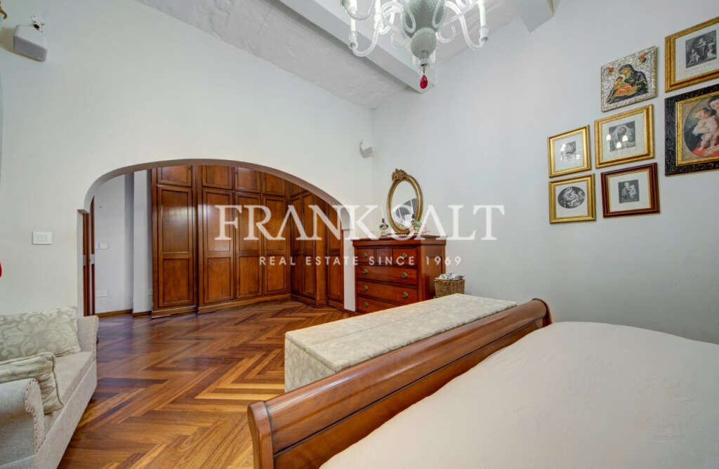 Lija, 3 Bedrooms Bedrooms, ,1 BathroomBathrooms,For Sale,FRSA-046647