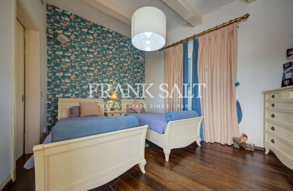 Lija, 3 Bedrooms Bedrooms, ,1 BathroomBathrooms,For Sale,FRSA-046647