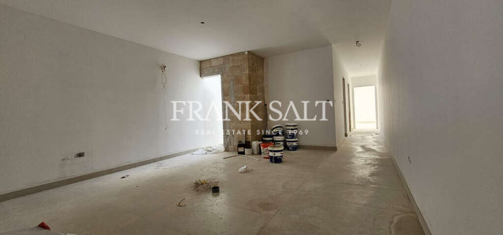 Mgarr, 3 Bedrooms Bedrooms, ,1 BathroomBathrooms,For Sale,FRSA-045653