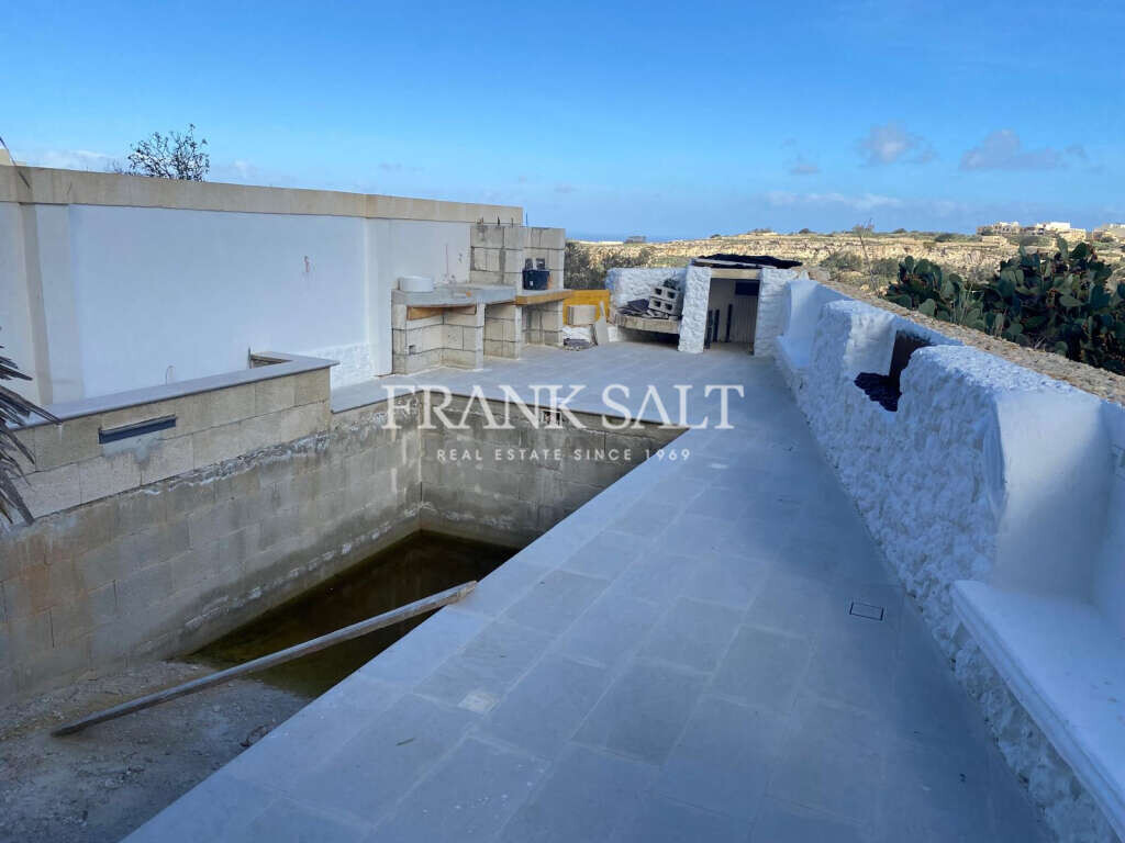 Nadur, Gozo, 5 Bedrooms Bedrooms, ,5 BathroomsBathrooms,For Sale,FRSA-160933