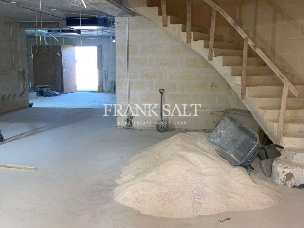 Nadur, Gozo, 5 Bedrooms Bedrooms, ,5 BathroomsBathrooms,For Sale,FRSA-160933