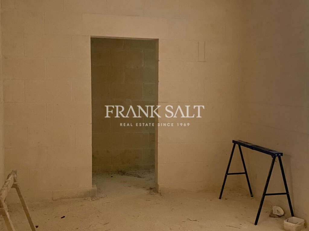 Nadur, Gozo, 5 Bedrooms Bedrooms, ,5 BathroomsBathrooms,For Sale,FRSA-160933