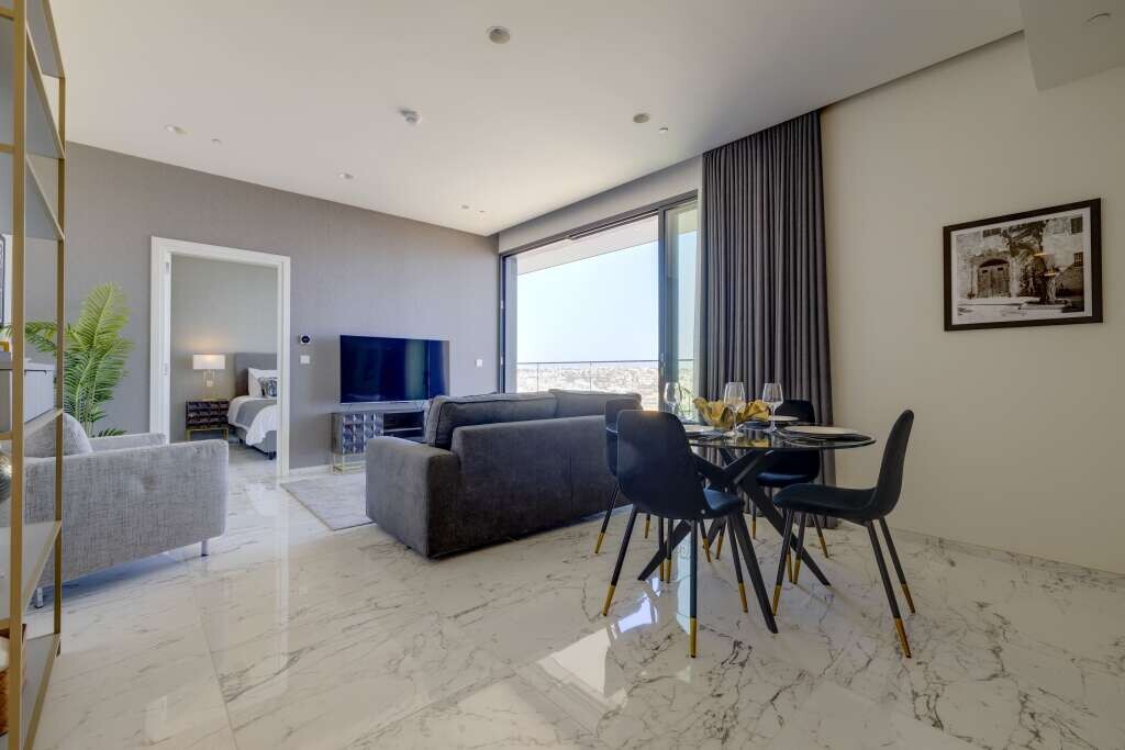 Mercury Towers, 1 Bedroom Bedrooms, ,1 BathroomBathrooms,For Sale,FRSA-045896