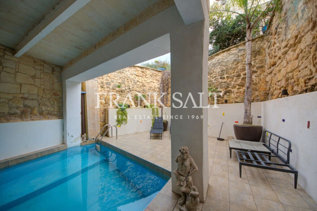Naxxar, 5 Bedrooms Bedrooms, ,5 BathroomsBathrooms,For Sale,FRSA-046565