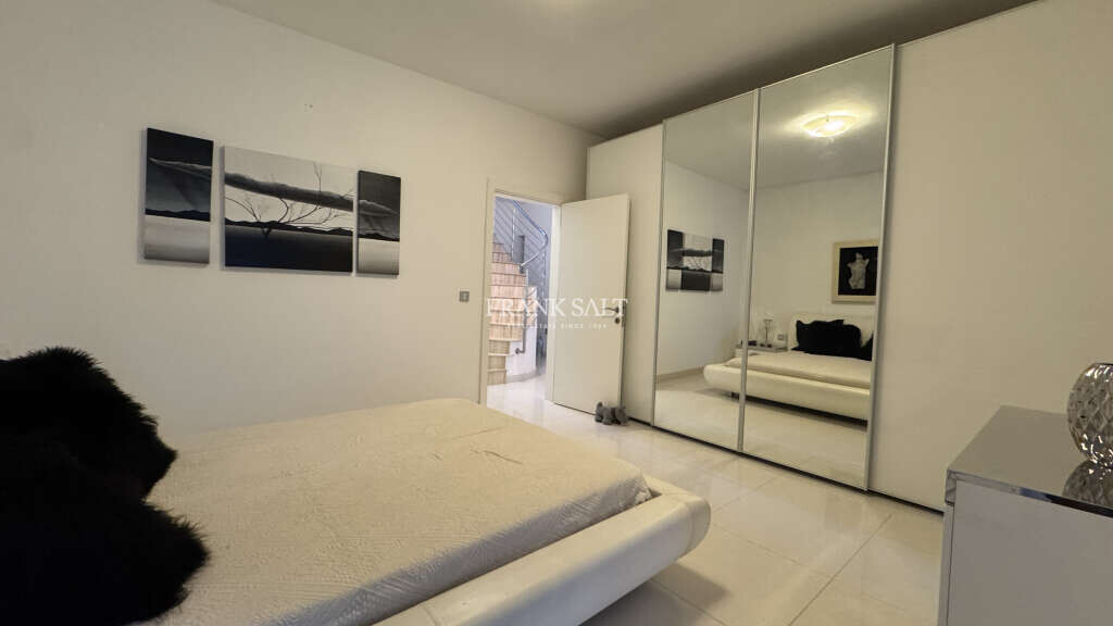 St Julians, 2 Bedrooms Bedrooms, ,1 BathroomBathrooms,For Sale,FRSA-046534