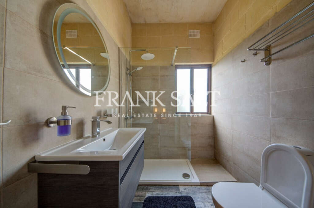 Xaghra, Gozo, 4 Bedrooms Bedrooms, ,4 BathroomsBathrooms,For Sale,FRSA-160935