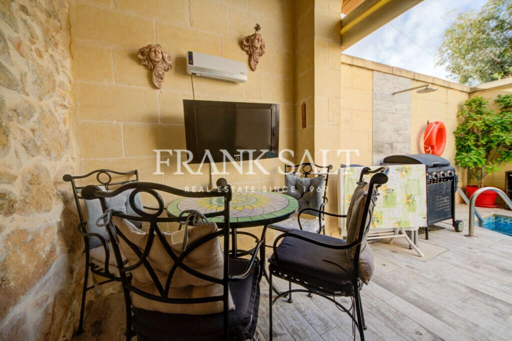 Xaghra, Gozo, 4 Bedrooms Bedrooms, ,4 BathroomsBathrooms,For Sale,FRSA-160935