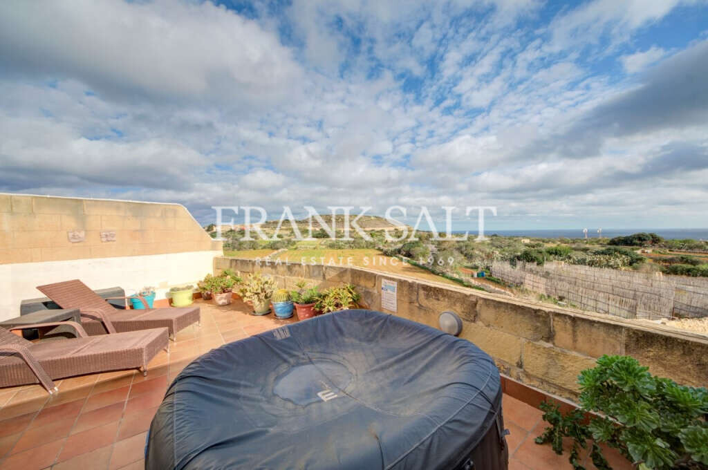 Xaghra, Gozo, 4 Bedrooms Bedrooms, ,4 BathroomsBathrooms,For Sale,FRSA-160935