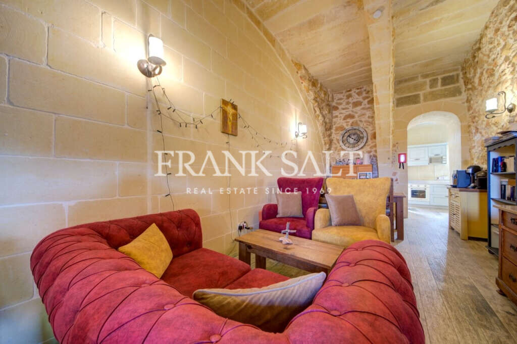 Xaghra, Gozo, 4 Bedrooms Bedrooms, ,4 BathroomsBathrooms,For Sale,FRSA-160935