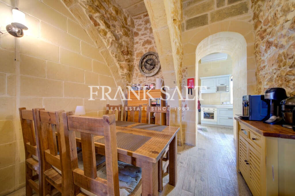 Xaghra, Gozo, 4 Bedrooms Bedrooms, ,4 BathroomsBathrooms,For Sale,FRSA-160935