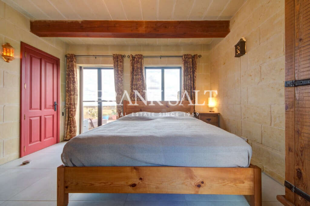 Xaghra, Gozo, 4 Bedrooms Bedrooms, ,4 BathroomsBathrooms,For Sale,FRSA-160935