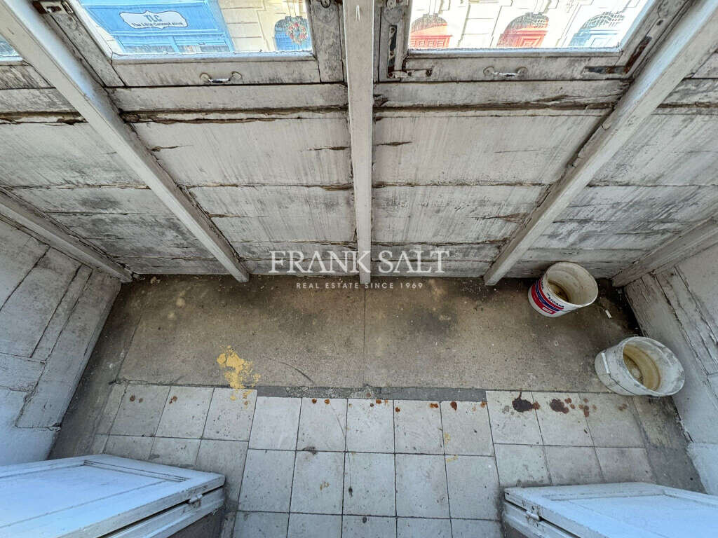 Sliema, 3 Bedrooms Bedrooms, ,2 BathroomsBathrooms,For Sale,FRSA-323846