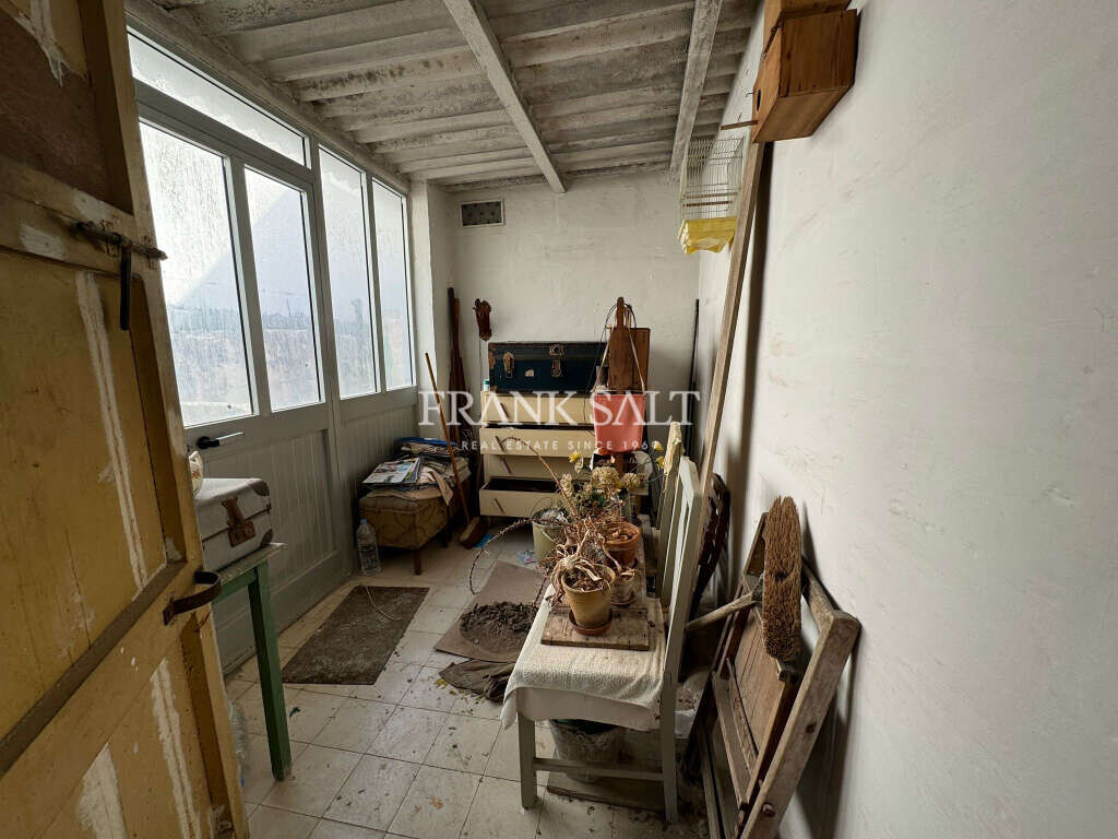 Sliema, 3 Bedrooms Bedrooms, ,2 BathroomsBathrooms,For Sale,FRSA-323846