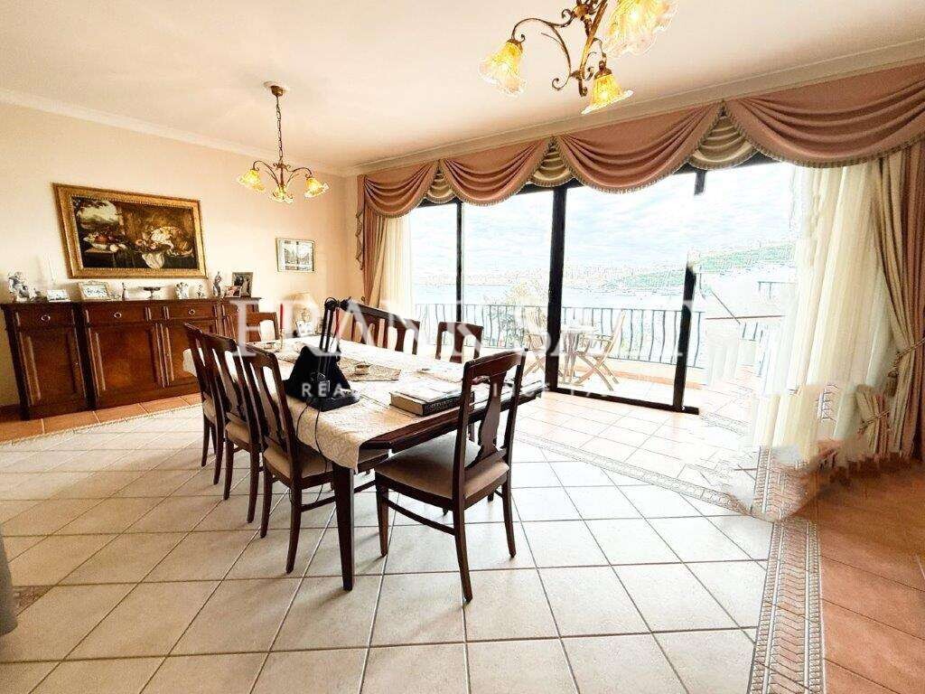 Sliema, 3 Bedrooms Bedrooms, ,1 BathroomBathrooms,For Sale,FRSA-323849 Sliema, 3 Bedrooms Bedrooms, ,1 BathroomBathrooms,For Sale,FRSA-323849